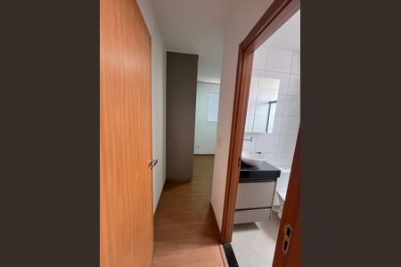 Apartamento para alugar com 48m², 2 quartos e 1 vagaCorredor