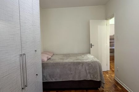 Quarto 1 de apartamento para alugar com 3 quartos, 153m² em Gonzaga, Santos
