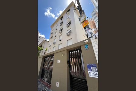 Apartamento para alugar com 153m², 3 quartos e 1 vaga Apartamento para alugar com 153m², 3 quartos e 1 vagaFachada