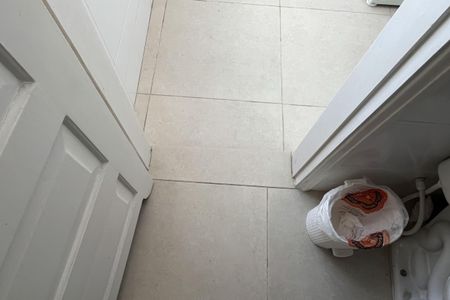 Apartamento para alugar com 153m², 3 quartos e 1 vaga Apartamento para alugar com 153m², 3 quartos e 1 vagaBanheiro de serviço