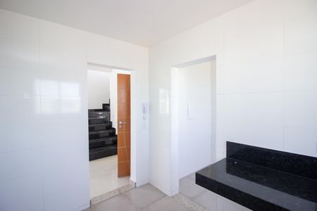 Apartamento à venda com 185m², 3 quartos e 2 vagas Apartamento à venda com 185m², 3 quartos e 2 vagasCozinha e Área de Serviço