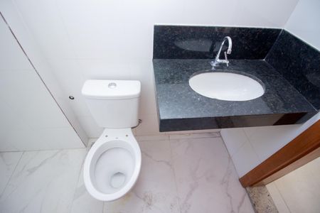Apartamento à venda com 185m², 3 quartos e 2 vagas Apartamento à venda com 185m², 3 quartos e 2 vagasBanheiro Social