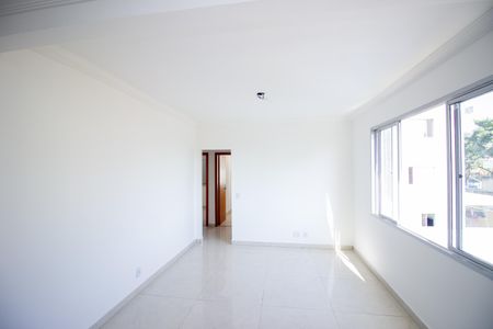 Sala de apartamento à venda com 3 quartos, 185m² em Cabral, Contagem