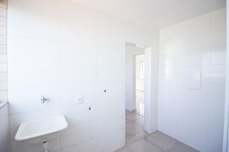 Apartamento à venda com 185m², 3 quartos e 2 vagas Apartamento à venda com 185m², 3 quartos e 2 vagasCozinha e Área de Serviço