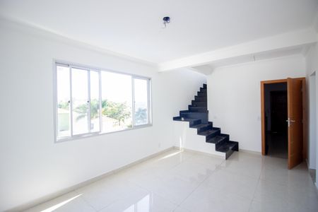 Sala de apartamento à venda com 3 quartos, 185m² em Cabral, Contagem