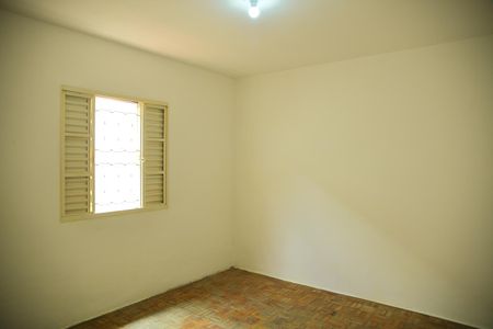Casa para alugar com 114m², 2 quartos e 2 vagasQuarto 1