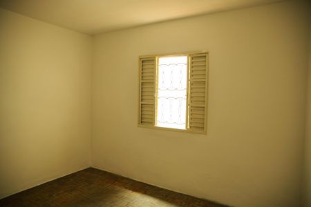 Casa para alugar com 114m², 2 quartos e 2 vagasQuarto 1