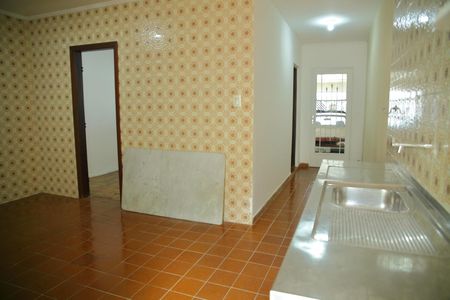 Casa para alugar com 114m², 2 quartos e 2 vagasCozinha
