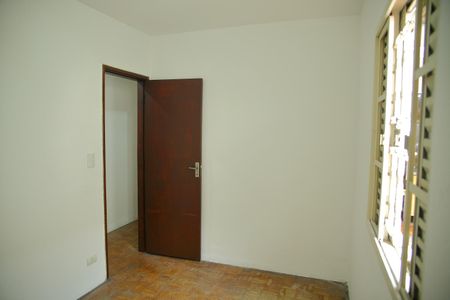 Casa para alugar com 114m², 2 quartos e 2 vagasQuarto 2