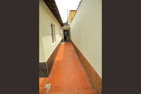 Casa para alugar com 114m², 2 quartos e 2 vagasCorredor