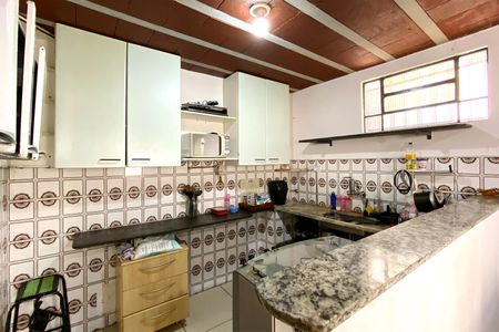 Casa à venda com 300m², 2 quartos e sem vagaCozinha