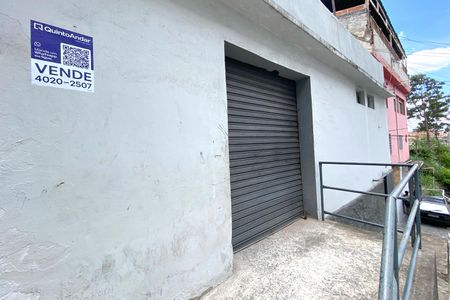 Casa à venda com 300m², 2 quartos e sem vagaPlaca