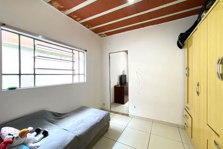 Casa à venda com 300m², 2 quartos e sem vagaQuarto 2