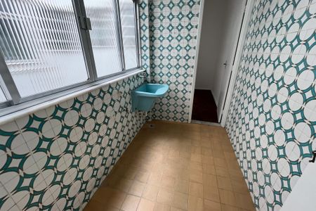 Apartamento à venda com 60m², 2 quartos e sem vaga Apartamento à venda com 60m², 2 quartos e sem vagaArea de serviço