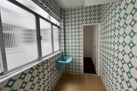 Apartamento à venda com 60m², 2 quartos e sem vaga Apartamento à venda com 60m², 2 quartos e sem vagaArea de serviço