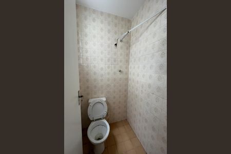 Apartamento à venda com 60m², 2 quartos e sem vaga Apartamento à venda com 60m², 2 quartos e sem vagaBanheiro de serviço