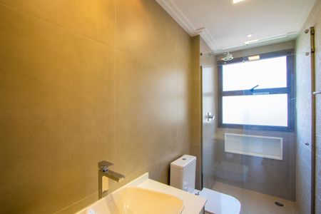 Apartamento à venda com 160m², 3 quartos e 3 vagasBanheiro do quarto 2