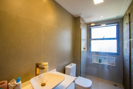 Apartamento à venda com 160m², 3 quartos e 3 vagasBanheiro do quarto 1