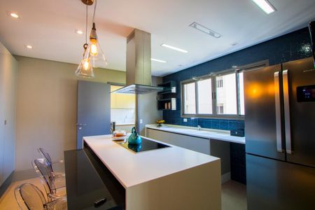 Apartamento à venda com 160m², 3 quartos e 3 vagasCozinha