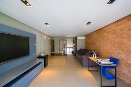 Apartamento à venda com 160m², 3 quartos e 3 vagasSala