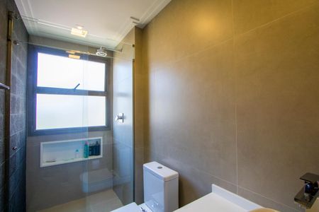 Apartamento à venda com 160m², 3 quartos e 3 vagasBanheiro do quarto 3
