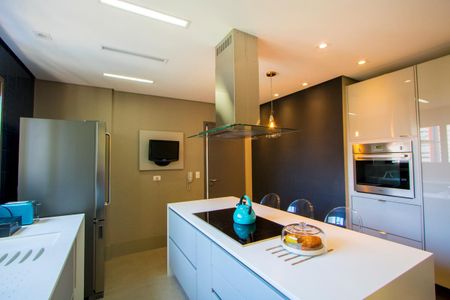 Apartamento à venda com 160m², 3 quartos e 3 vagasCozinha