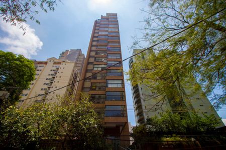 Apartamento à venda com 160m², 3 quartos e 3 vagasFachada