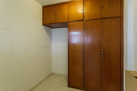 Apartamento para alugar com 208m², 4 quartos e 4 vagas Apartamento para alugar com 208m², 4 quartos e 4 vagasQuarto de Serviço