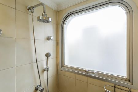 Apartamento para alugar com 208m², 4 quartos e 4 vagas Apartamento para alugar com 208m², 4 quartos e 4 vagasBanheiro da Suíte 2