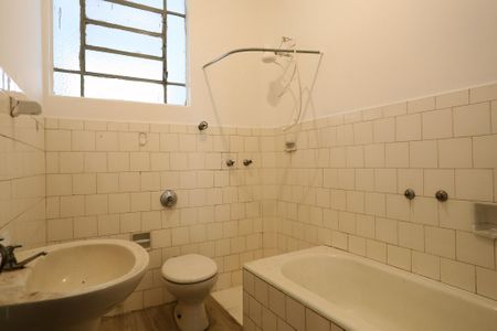 Apartamento para alugar com 82m², 2 quartos e sem vaga Apartamento para alugar com 82m², 2 quartos e sem vagaBanheiro Social