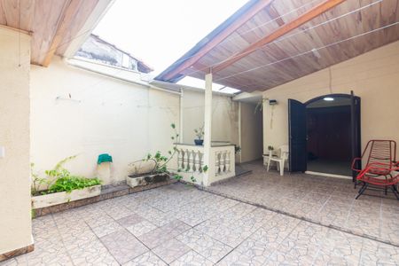 Casa à venda com 125m², 2 quartos e 2 vagas Casa à venda com 125m², 2 quartos e 2 vagasCobertura