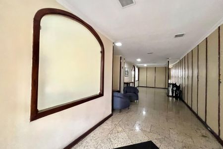 Apartamento à venda com 46m², 1 quarto e 1 vaga Apartamento à venda com 46m², 1 quarto e 1 vagaHall social
