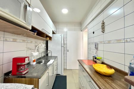 Apartamento à venda com 46m², 1 quarto e 1 vaga Apartamento à venda com 46m², 1 quarto e 1 vagaCozinha