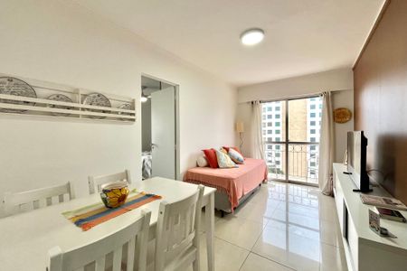 Apartamento à venda com 46m², 1 quarto e 1 vaga Apartamento à venda com 46m², 1 quarto e 1 vagaSala
