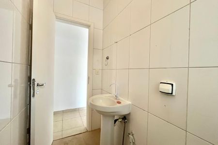 Casa para alugar com 50m², 2 quartos e sem vagaBanheiro