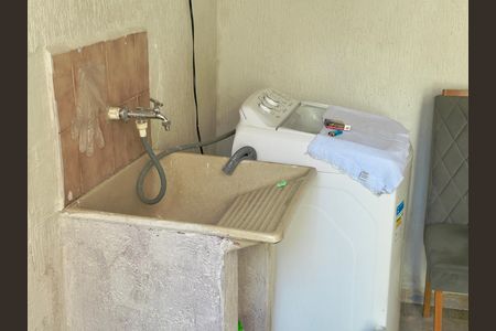 Casa à venda com 120m², 3 quartos e 4 vagas Casa à venda com 120m², 3 quartos e 4 vagasÁrea de Serviço