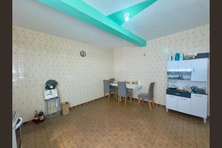 Casa à venda com 120m², 3 quartos e 4 vagas Casa à venda com 120m², 3 quartos e 4 vagasCozinha
