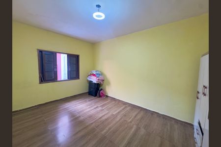 Casa à venda com 120m², 3 quartos e 4 vagas Casa à venda com 120m², 3 quartos e 4 vagasQuarto 3