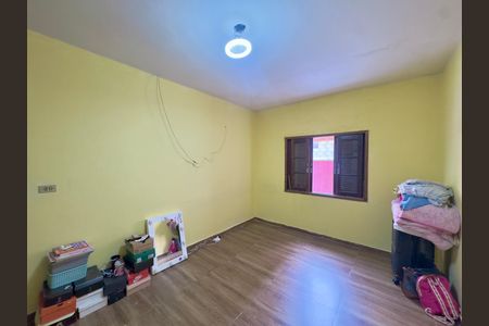 Casa à venda com 120m², 3 quartos e 4 vagas Casa à venda com 120m², 3 quartos e 4 vagasQuarto 3