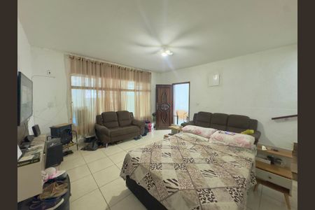 Casa à venda com 120m², 3 quartos e 4 vagas Casa à venda com 120m², 3 quartos e 4 vagasSala