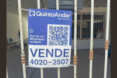 Casa à venda com 120m², 3 quartos e 4 vagas Casa à venda com 120m², 3 quartos e 4 vagasPlaca aproximada