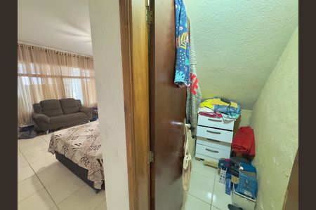 Casa à venda com 120m², 3 quartos e 4 vagas Casa à venda com 120m², 3 quartos e 4 vagasDeposito