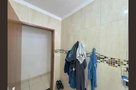 Casa à venda com 120m², 3 quartos e 4 vagas Casa à venda com 120m², 3 quartos e 4 vagasBanheiro social 2