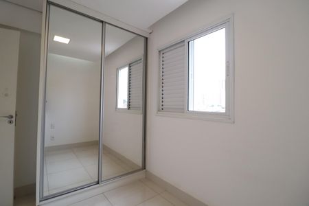 Apartamento para alugar com 97m², 3 quartos e 2 vagasQuarto 2
