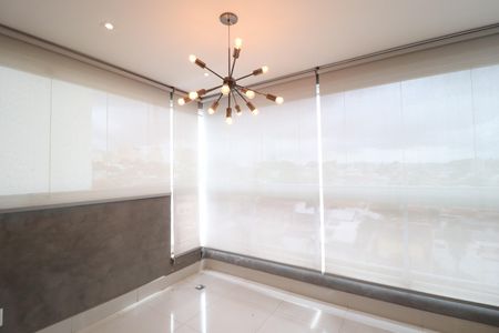 Varanda gourmet de apartamento para alugar com 3 quartos, 97m² em Patrimônio, Uberlândia