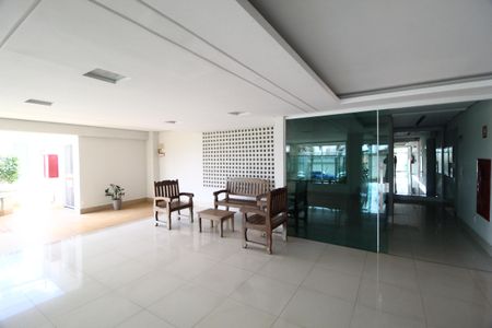 Apartamento para alugar com 97m², 3 quartos e 2 vagasHall social