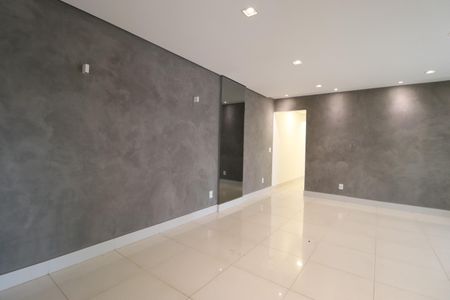 Sala de apartamento para alugar com 3 quartos, 97m² em Patrimônio, Uberlândia
