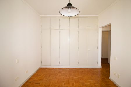 Apartamento à venda com 130m², 2 quartos e 1 vagaSuíte 2