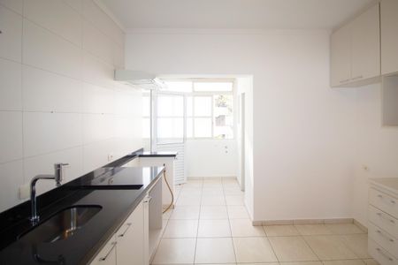 Apartamento à venda com 130m², 2 quartos e 1 vagaCozinha