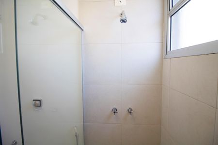 Apartamento à venda com 130m², 2 quartos e 1 vagaBanheiro da Suíte 1